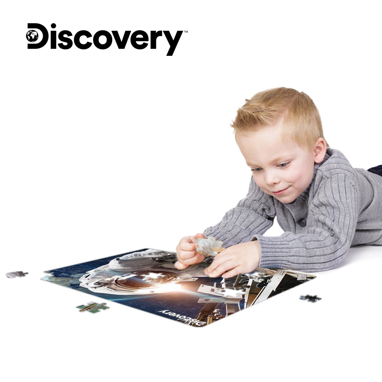 20849 Astronaut Up Close Discovery 3D Jigsaw Puzzle 20849 150pc 18"x12"