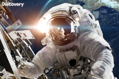 20849 Astronaut Up Close Discovery 3D Jigsaw Puzzle 20849 150pc 18"x12"